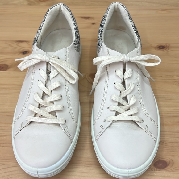 Ecco 1122 Women's Soft 7.0 - Limestone/Black EU Size 41 US 10-10.5 EUC - Picture 1 of 7